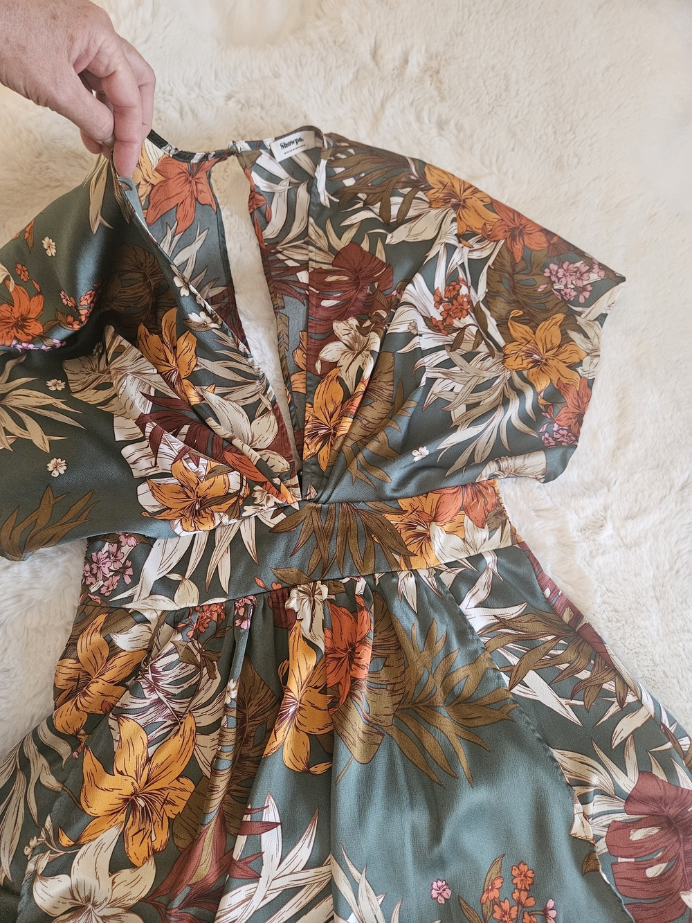 NWOT Size US 6 Showpo Aussie Floral Deep V-Neck Maxi Dress Tropical Boho - Picture 14 of 16